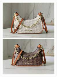 Picture of Michael Kors Wallets _SKUfw242015542fw